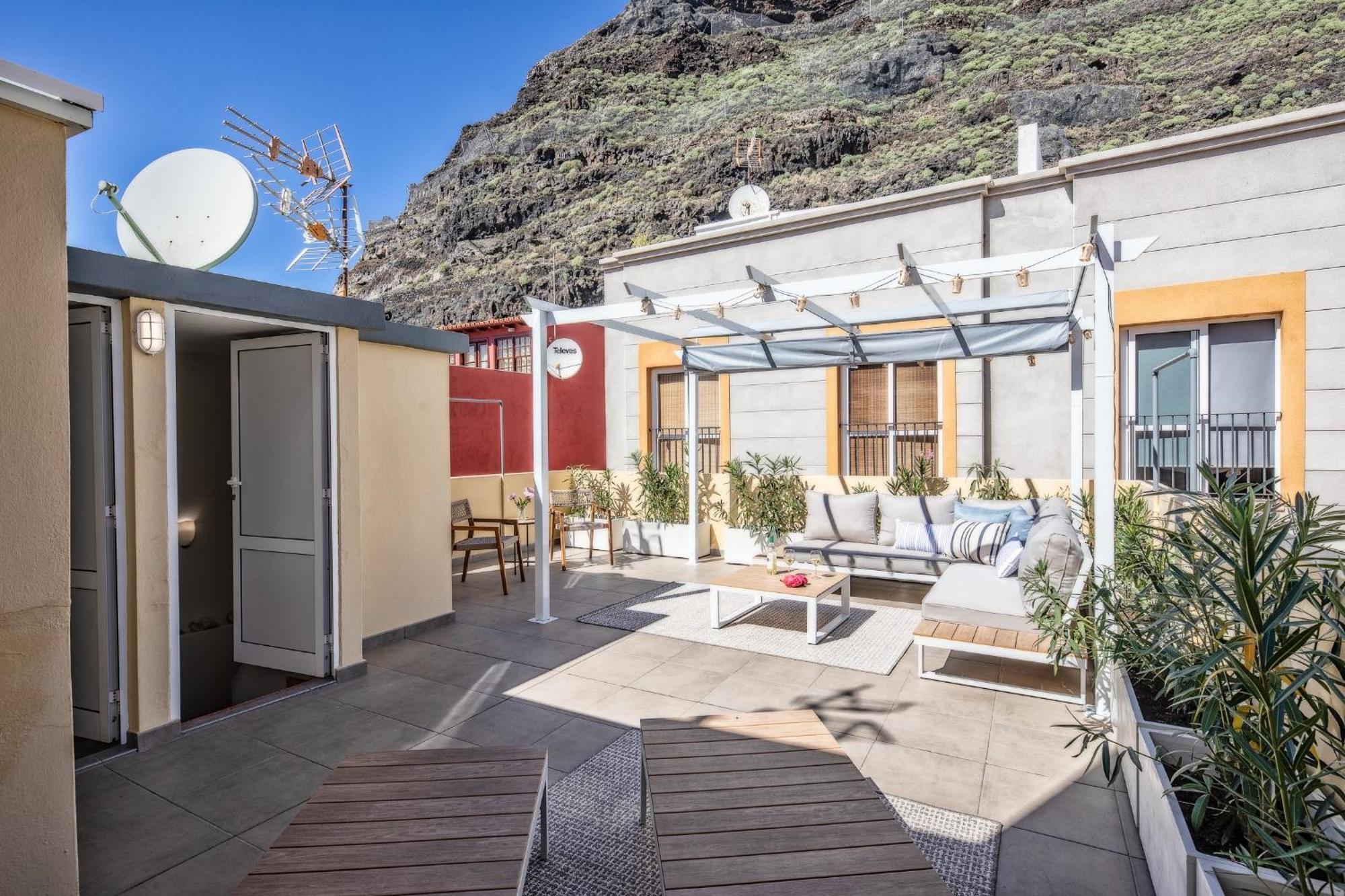 Holiday home Casa El Puerto By Huskalia Tazacorte