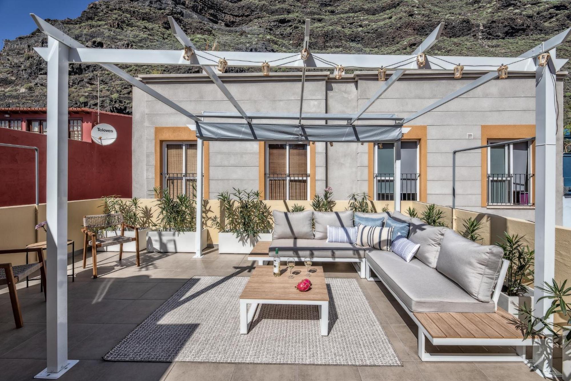 Holiday home Casa El Puerto By Huskalia Tazacorte